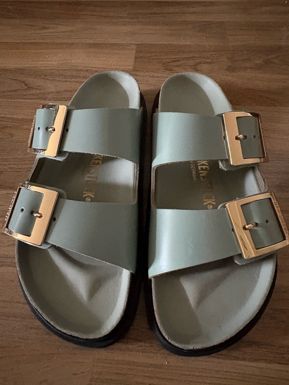 Birkenstock Arizona Droplet Buckle Sandal - Natural Leather Patent